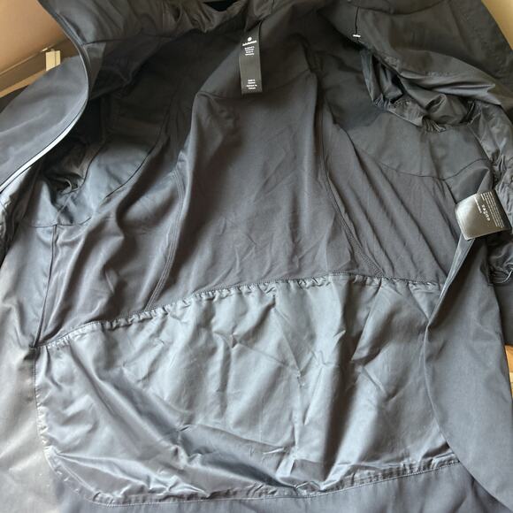 Lululemon Black full zip hood Vented Jacket Black zip pockets hi low hem sz 6 Ne - Picture 7 of 16